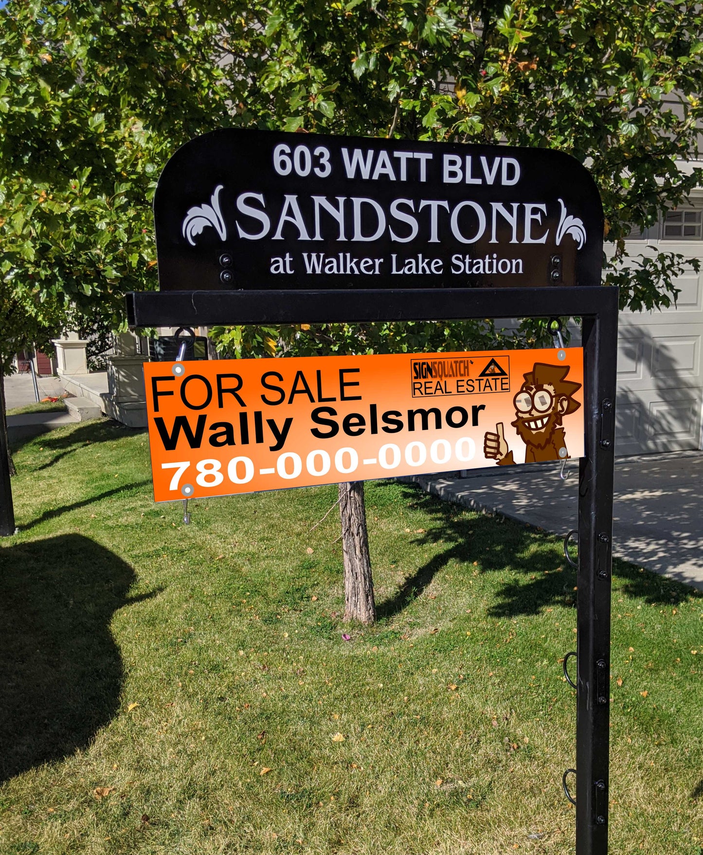 Condo: Hanging For Sale Sign Panel